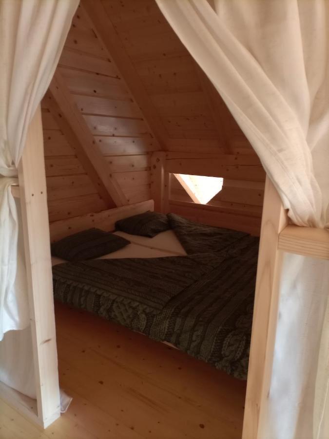 Kamp Beli Gaber Ξενοδοχείο Stari Trg pri Lozu Εξωτερικό φωτογραφία